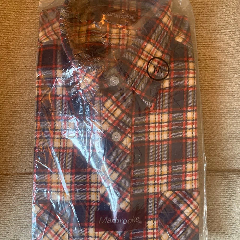 New old stock Marbrooke men’s flannel shirt size M